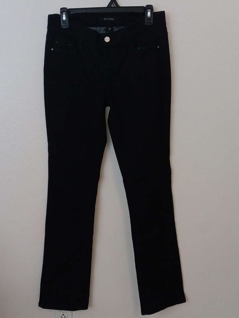 White House Black Market Sleek Boot Black Jeans SZ. 2R